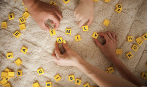 硬核猜词小游戏